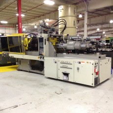 ENGEL 200-TON 2-COLOR MACHINE WITH ROTARY PLATEN PLASTIC INJECTION MOLDING MACHINE 2002